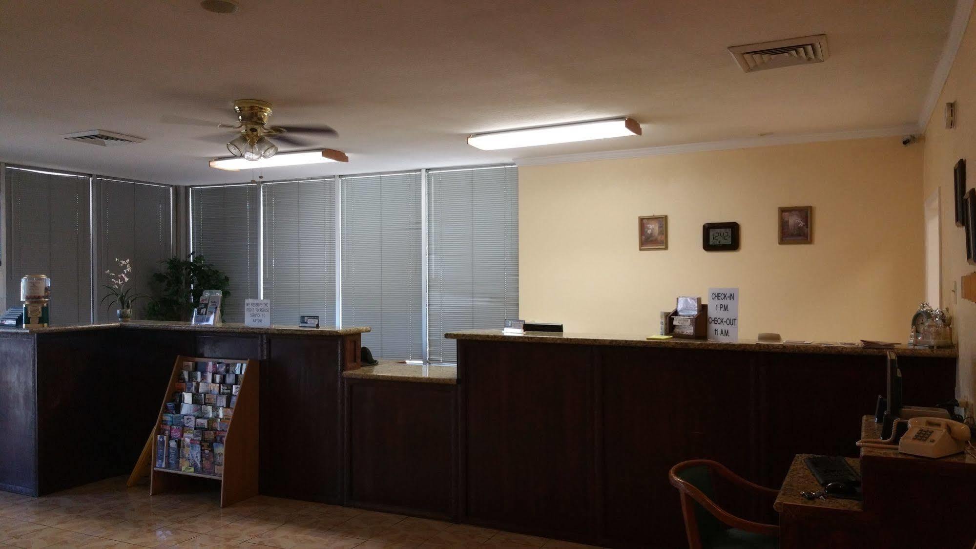 Sunbelt Lodge Motel Abbeville ภายนอก รูปภาพ
